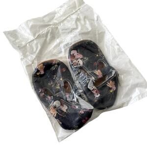 Mon Petit Shoes NEW Original T-Strap Soft Sole Wildflower Bouquet Navy Pink - 6